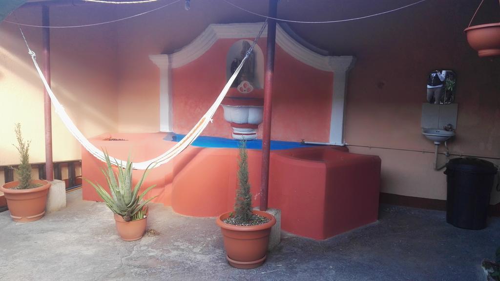Hostal Morenos Antigua Екстериор снимка