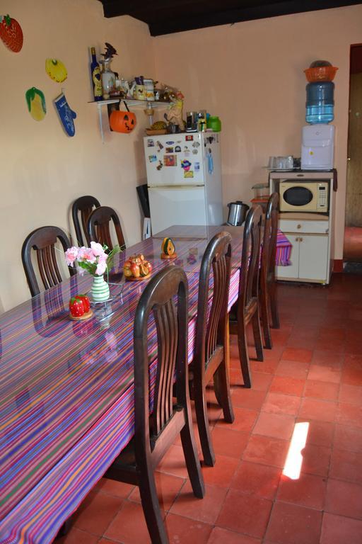 Hostal Morenos Antigua Екстериор снимка