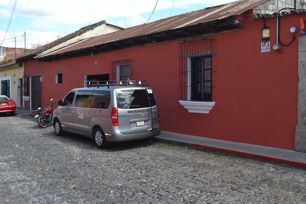 Hostal Morenos Antigua Екстериор снимка