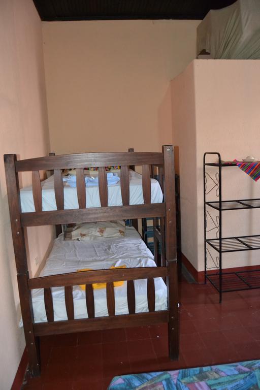 Hostal Morenos Antigua Екстериор снимка